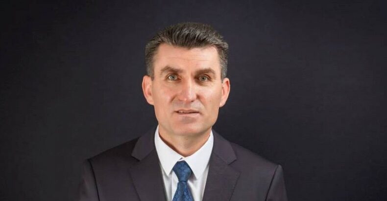 ŞU ZENGİNLER